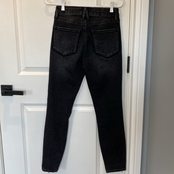 GOOD AMERICAN-Good Legs Shadow-Pocket Skinny Jeans With Broken Hem-NWT 4/27 - Picture 11 of 12